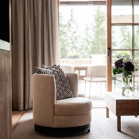 Bergmaehder - Alpine Aparthotel 4*
